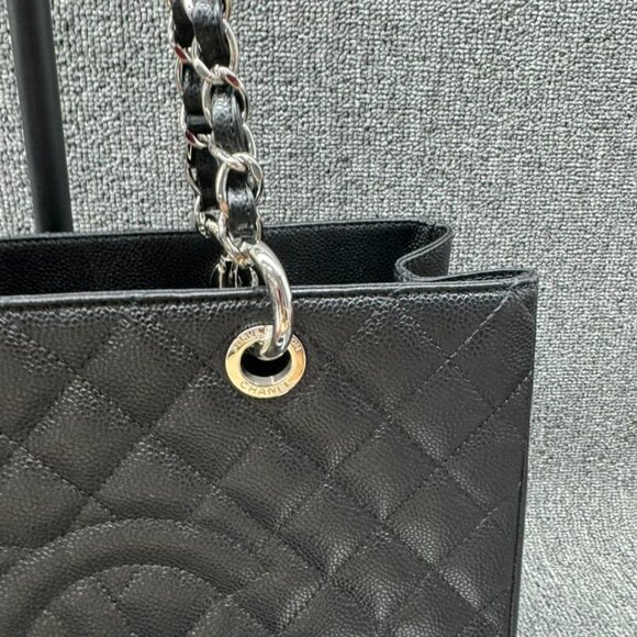 100% Authentic CHANEL GST Black Caviar Tote Bag - Picture 5 of 14
